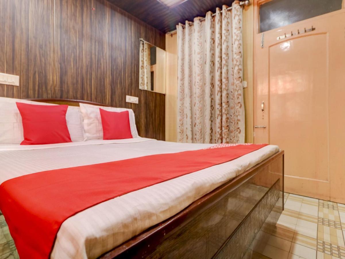 Oyo 77454 Hotel Prince Palace Patiāla Esterno foto