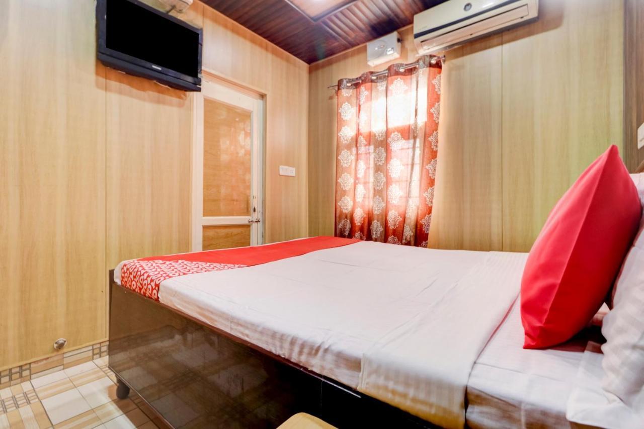 Oyo 77454 Hotel Prince Palace Patiāla Esterno foto